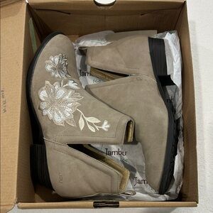 Jambu Women's Beige Ankle Booties with White Floral Design